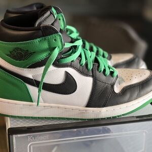 Nike Air Jordan 1 Mid White Black Green Accent